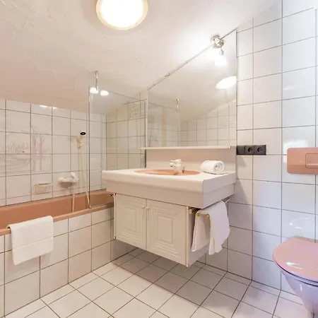 Haus Kitzblick Xl Semesterbostad