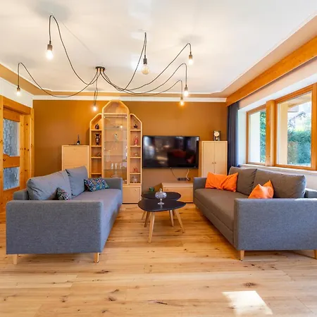 Semesterbostad Haus Kitzblick Xl *