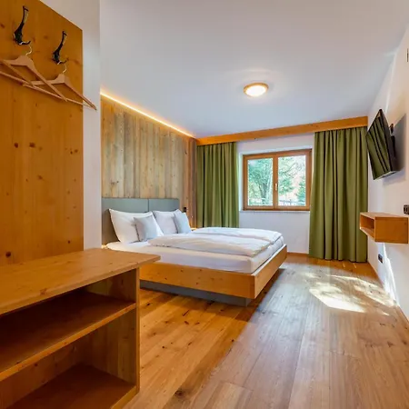 Haus Kitzblick Xl Semesterbostad Kaprun