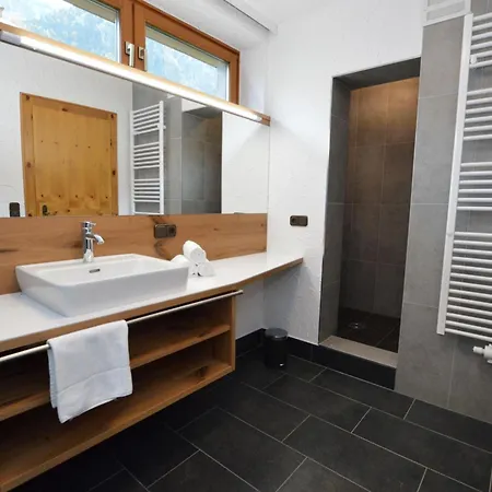Haus Kitzblick Xl Holiday home Kaprun